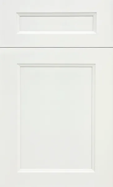 Esca White kitchen cabinet door by MNK Cabinet